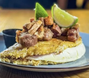 Cachapa alioli pork 